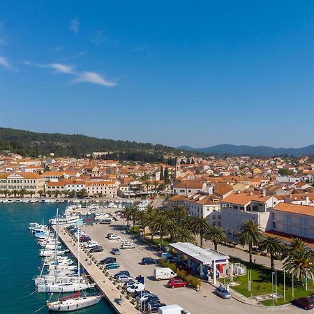 Beautiful Apartment In Vela Luka With Wifi Exterior photo
