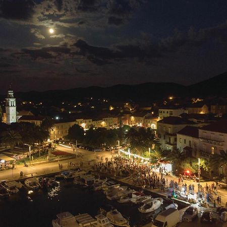 Beautiful Apartment In Vela Luka With Wifi Exterior photo
